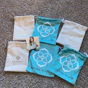 Kendra Scott Jewelry Dust Bags!